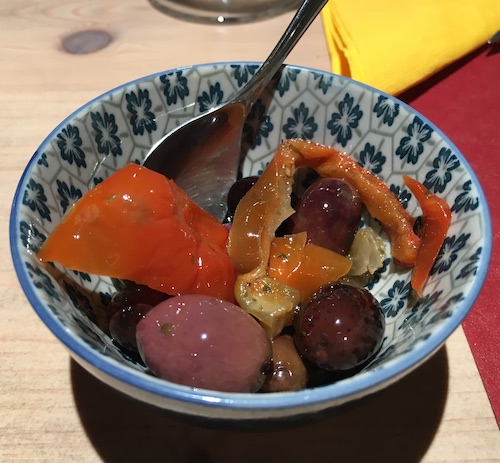 Una giardiniera che ci è stata fatta assaggiare dalla gastronomia Le Delizie di GiaLau.