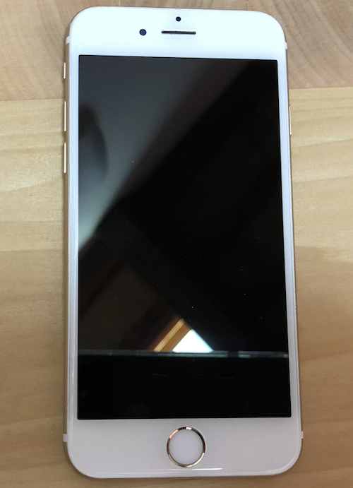 Il mio cellulare iPhone 6s in vendita in questo periodo.
